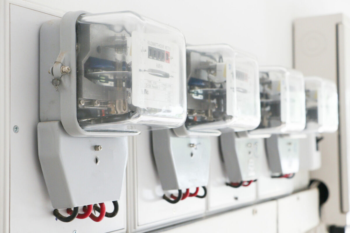 Oferta-șoc la energie: sub 1 leu/kWh la PPC. Cine sunt norocoșii?