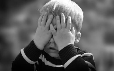 Pompier EROU salvează un copil de 2 ani înecat într-un magazin