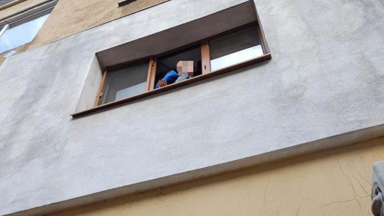 Copil, salvat IN EXTREMIS de polițiștii de la Rutieră, la București