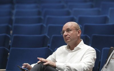 O instanță de contencios administrativ a suspendat decizia CNA privind licența Gold FM O instanță de contencios administrativ de la Curtea de Apel București a decis suspendarea deciziei Consiliului Național al Audiovizualului (CNA) de a retrage licența postului de radio Gold FM