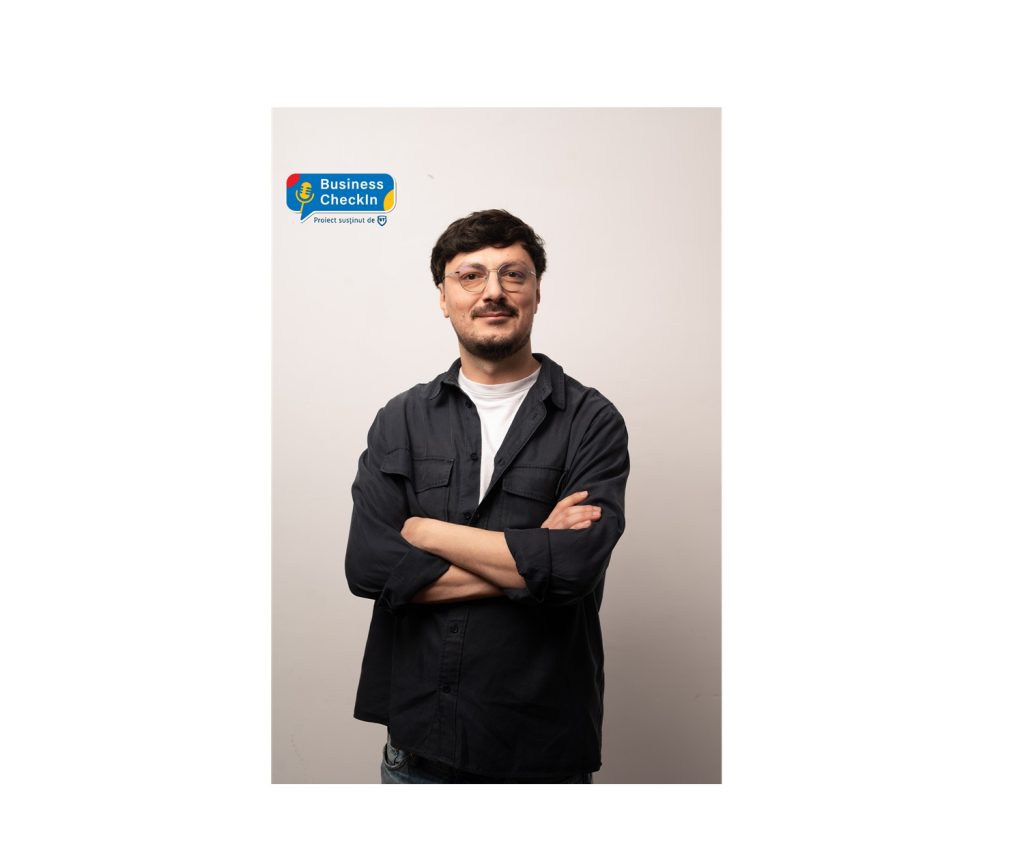 Cristian, S-a Săturat de Lucrul de Acasă: A Deschis Afacere „Random”