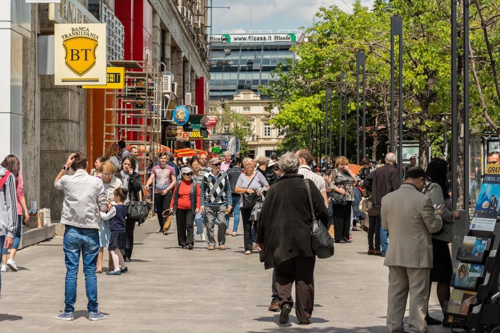 Românii, împărțiți: Susținerea SUA în Iran stârnește controverse