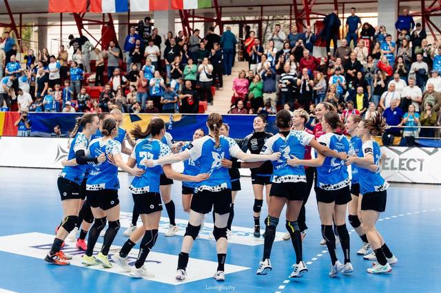 Bucureștiul, la un pas de finala Ligii Campionilor la handbal feminin
