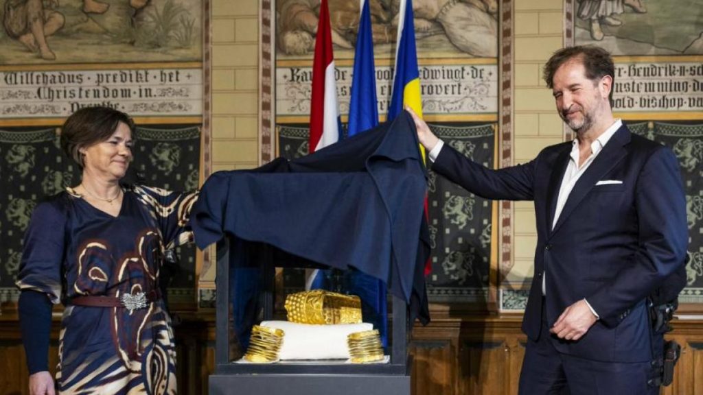 Culisele Coțofenești: Polițiștii, 400.000 de euro pentru hoț. „I s-a părut puțin”