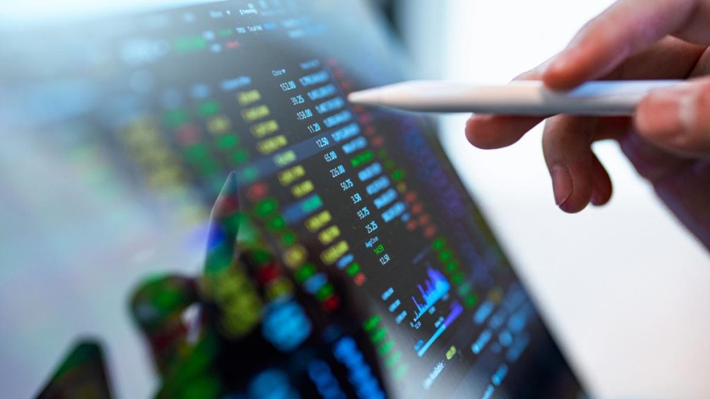 Pariuri pe război: Cum funcționează Polymarket, piața unde „adevărul” e dictat anonim