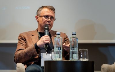 Grupul Altex extinde semnificativ platforma logistică din apropierea Bucureștiului Dan Ostahie, președintele Grupului Altex, anunță extinderea masivă a platformei logistice situate lângă București, în comuna Dragomirești-Vale