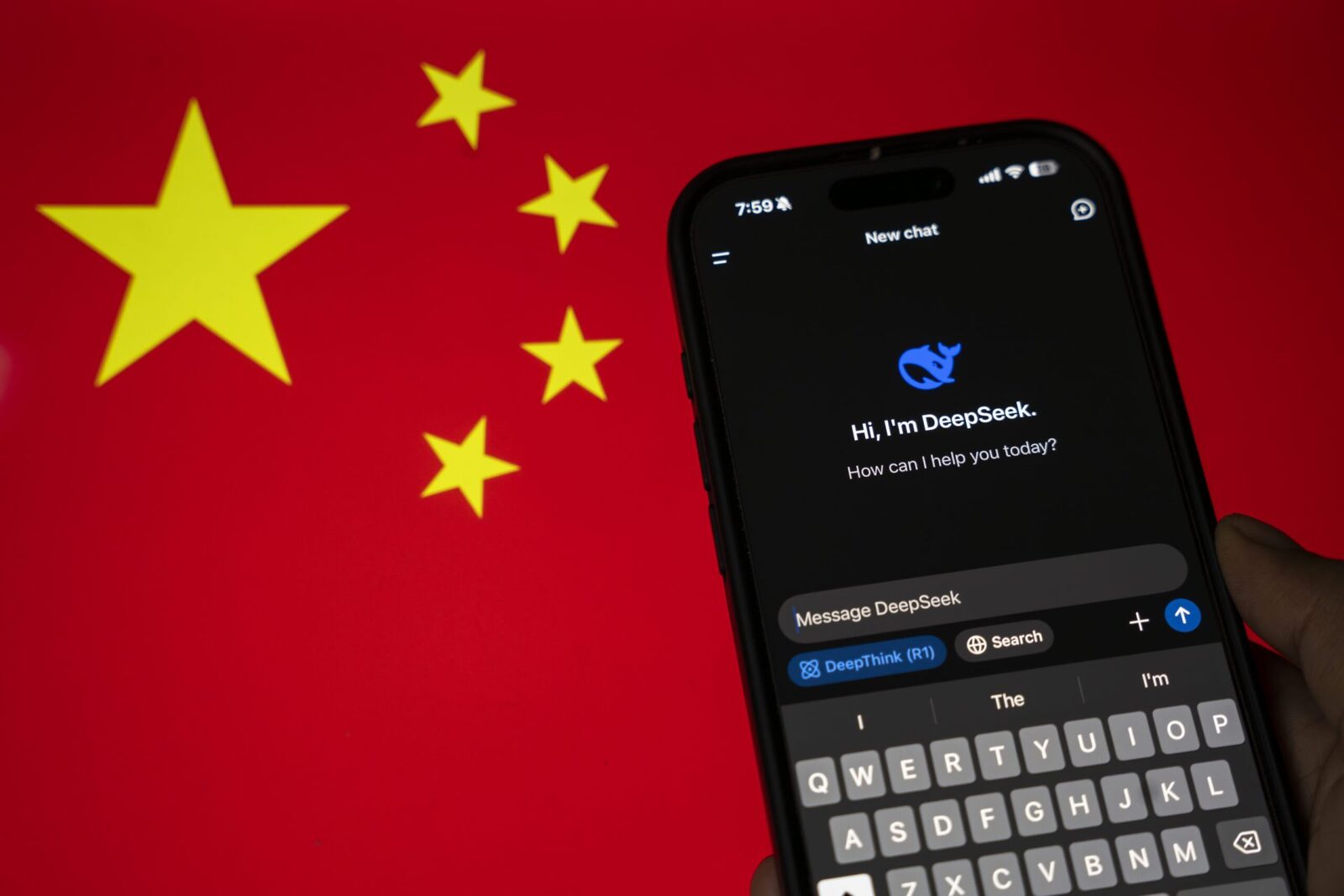 DeepSeek lansează V4: AI-ul chinezesc atacă piața globală, mizând pe eficiență