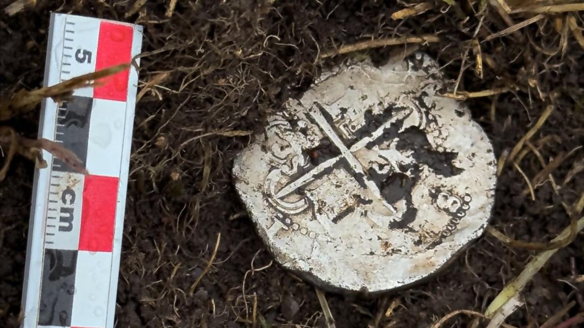 O monedă de argint datând din secolul al XVI-lea, descoperită în apropierea Strâmtorii Magellan, a reaprins interesul asupra unei colonii pierdute