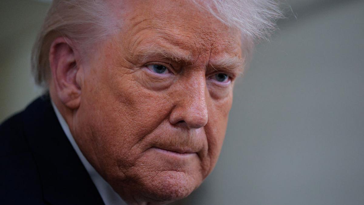 Donald Trump atacă NATO și Groenlanda: „Bucata aia de gheață, prost administrată”