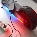 Încă un incendiu: Trotinetele electrice, pericol ascuns la priză. Sfaturile experților