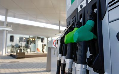 Benzina și motorina, mai ieftine joi dimineața la o rețea majoră