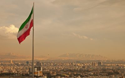 Administrația americană a contestat recent afirmațiile privind o posibilă „schimbare de regim” în Iran, subliniind că formațiunea politică și structurile de putere din țară nu suferă modificări esențiale