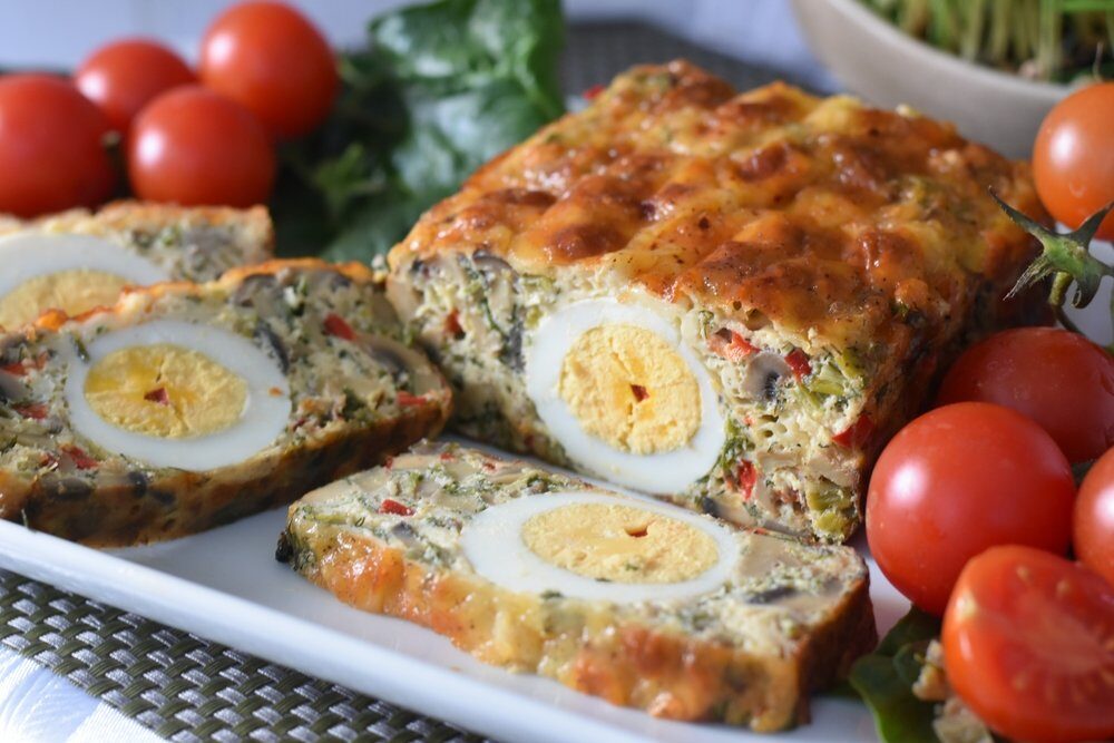 Drobul de Miel: O Tradiție Culinara de Paște Iubită în România Drobul de miel, un preparat iconic al sărbătorilor pascale în România, revine în atenția gospodinelor și a amatorilor de gastronomie