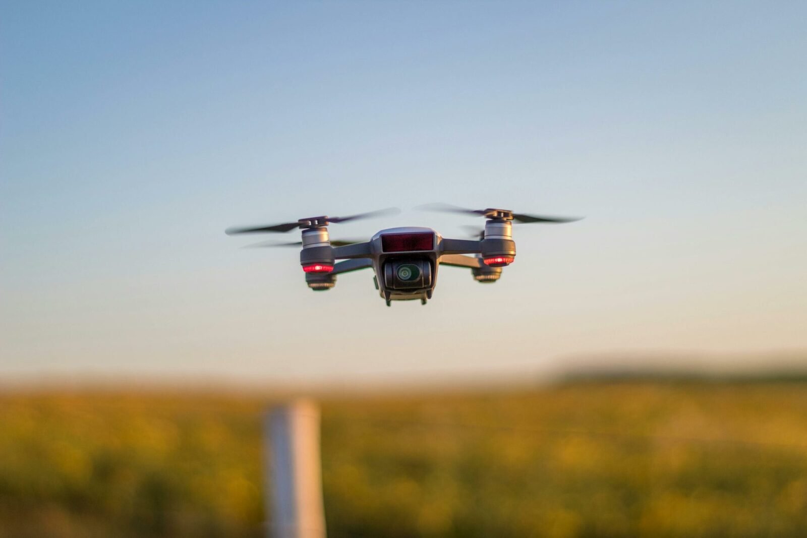 Dronă misterioasă în spațiul aerian al României: A căzut la Chilia Veche
