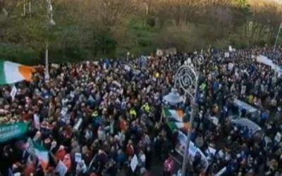 Blocaj în Irlanda: Fermierii, revoltați de prețuri mari și Dublin ineficient