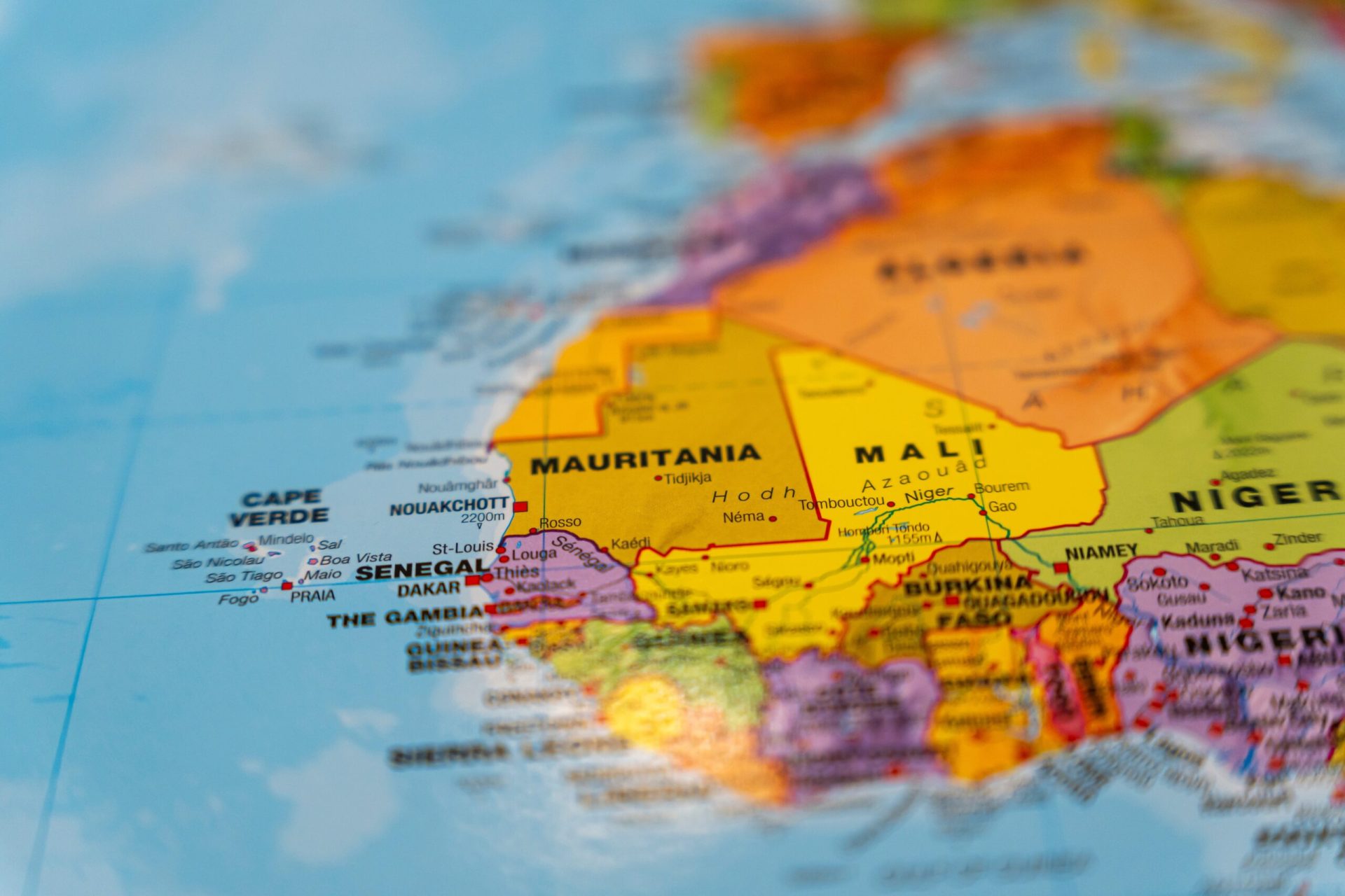 Războiul din Orientul Mijlociu amenință economia africană și securitatea alimentară Războiul din Orientul Mijlociu continuă să aibă efecte devastatoare asupra economiei Africii, avertizează un raport comun semnat de Uniunea Africană, Banca Africana de Dezvoltare și ONU