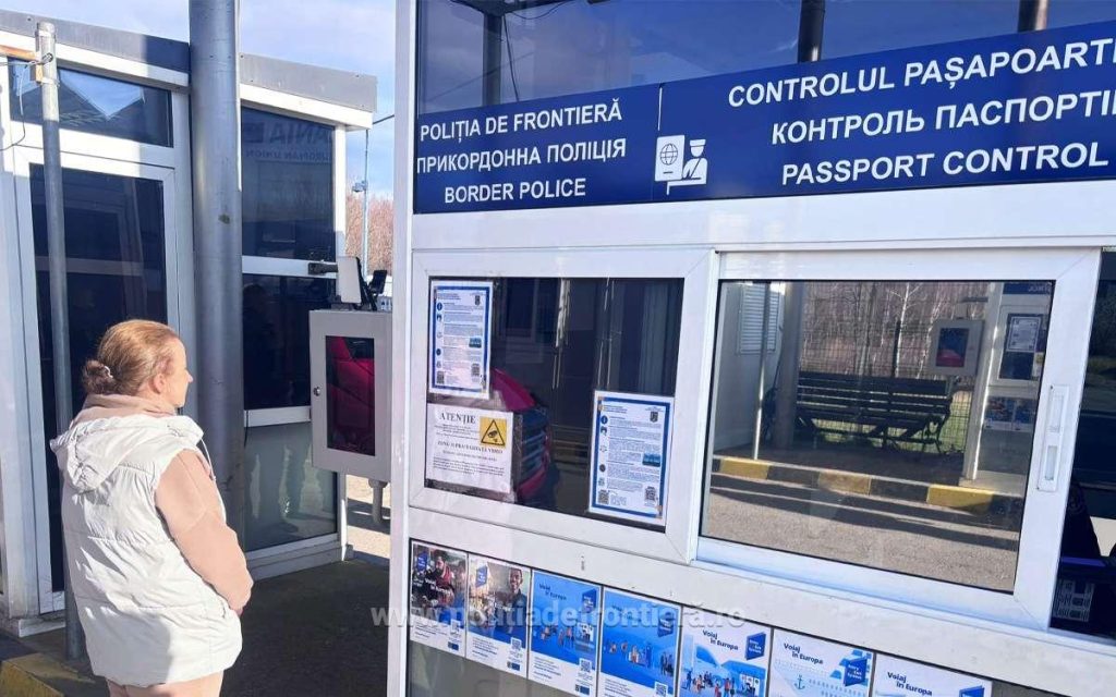 Noi reguli UE: Amprente și poze pentru pașapoarte, intră în vigoare