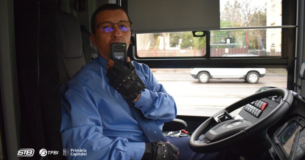 Troleibuze cu alcooltest în București: Șoferii trec testul sau nu pleacă – pe ce linii sunt