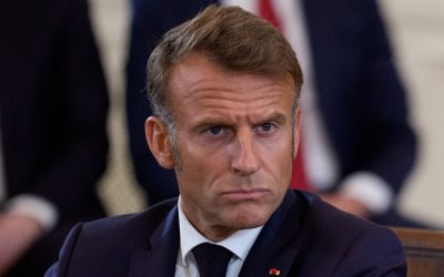 Macron, pe cale să lege „interferențele străine” înaintea prezidențialelor