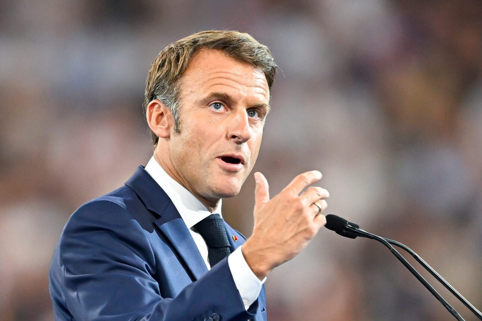 Macron, apel disperat: Europa trebuie „să se trezească” urgent