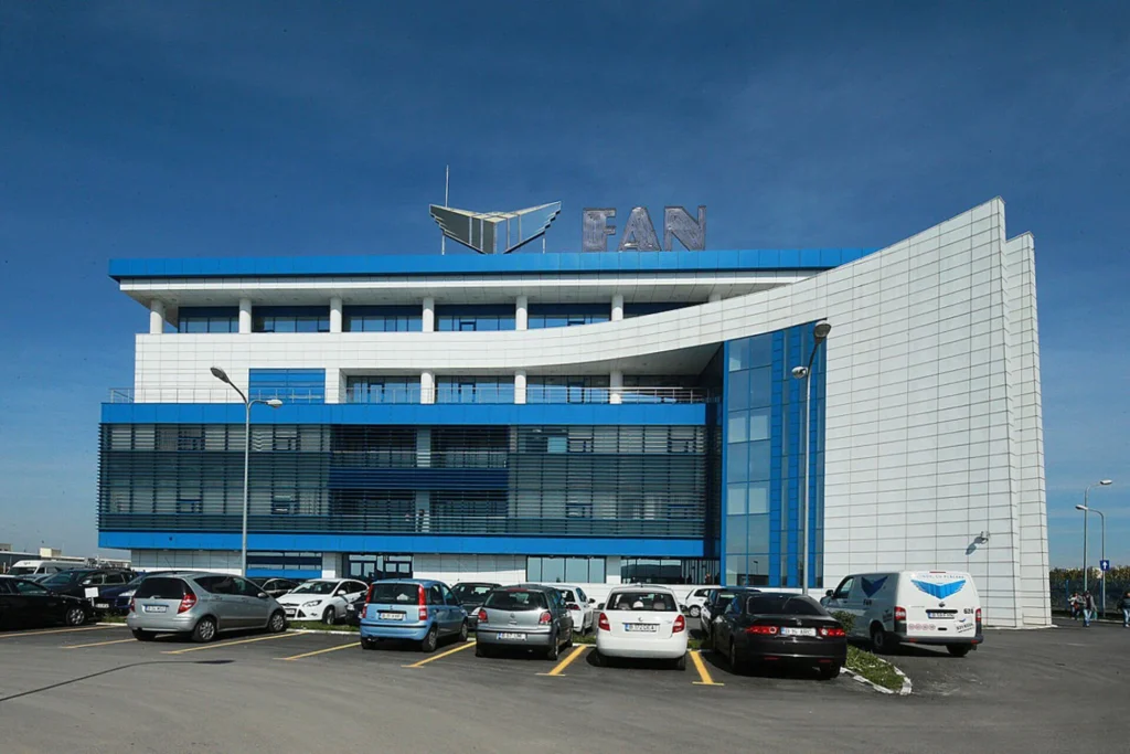 Fan Courier închide porțile: Ce urmează pentru gigantul de curierat din România după decizie