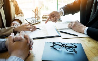 Afacerile de familie, lovite de succesiuni: Ce urmează pentru economie?