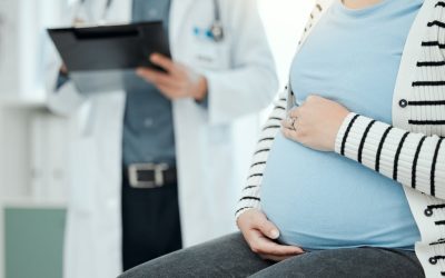 Respinsă la spital în București, a plecat în Germania să-și salveze copilul