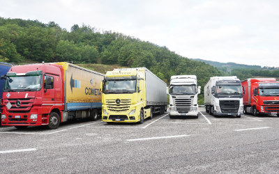 Șoferii de TIR blochează Italia: Grevă masivă din cauza prețului la motorină!