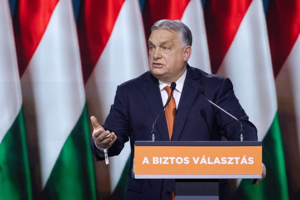 Magyar, omul care vrea să-l dea jos pe Viktor Orban: Cine e și ce vrea