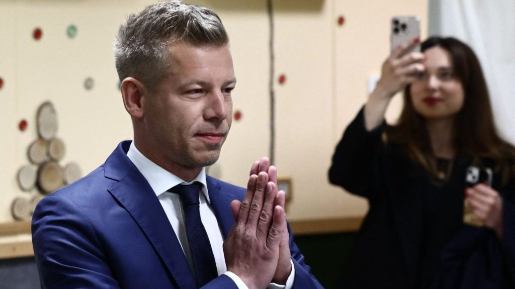 Magyar și Tisza, suspansul votului: Află peste zile dacă au majoritate în Parlament