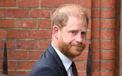 Harry, dat în judecată de fosta organizație caritabilă