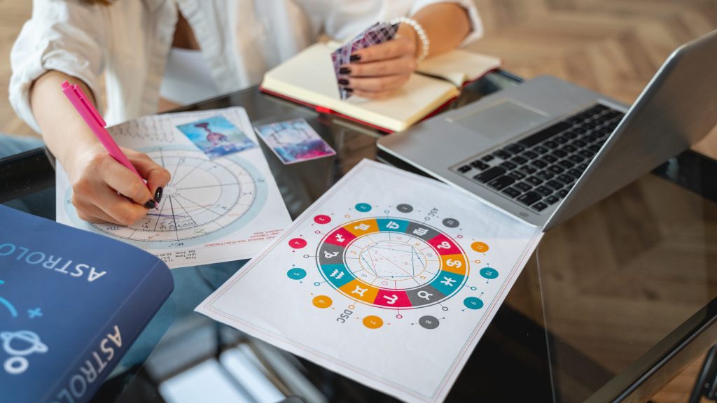 Zodia norocoasă: Câștiguri neașteptate pe 22 aprilie îi umplu buzunarele