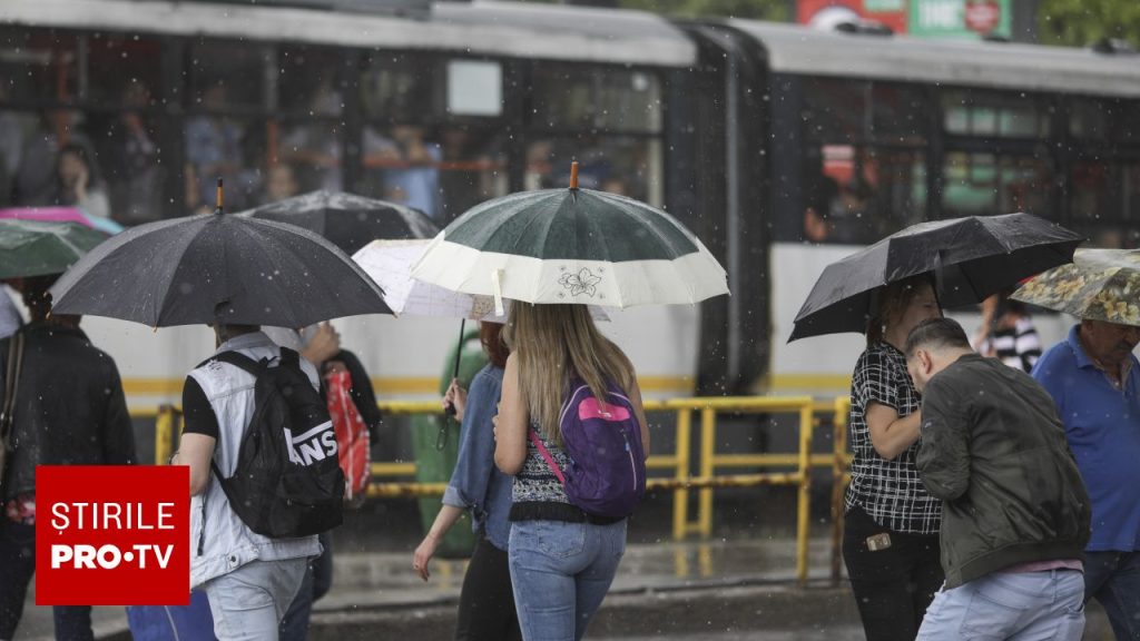 Vremea: 23 de grade, dar plouă torențial și vine vijelie în România