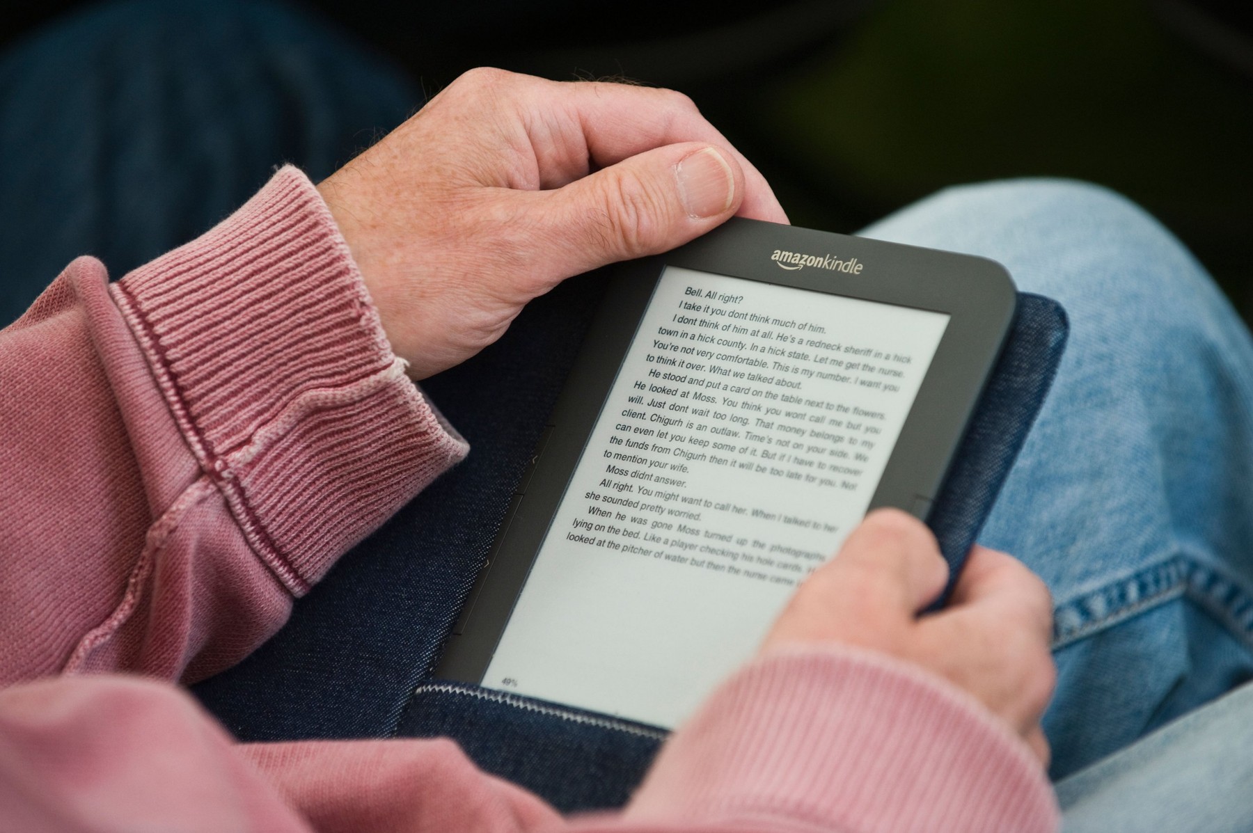 Kindle: Amazon renunță la suportul pentru modelele vechi