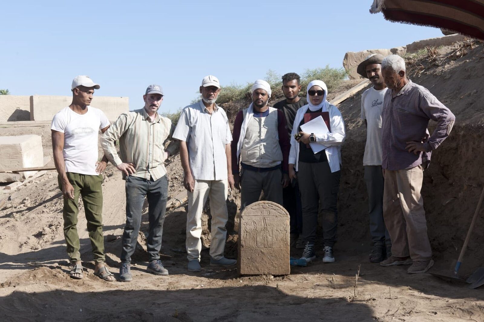 Monument ULUITOR la Luxor: Împărat Roman, FARAON egiptean
