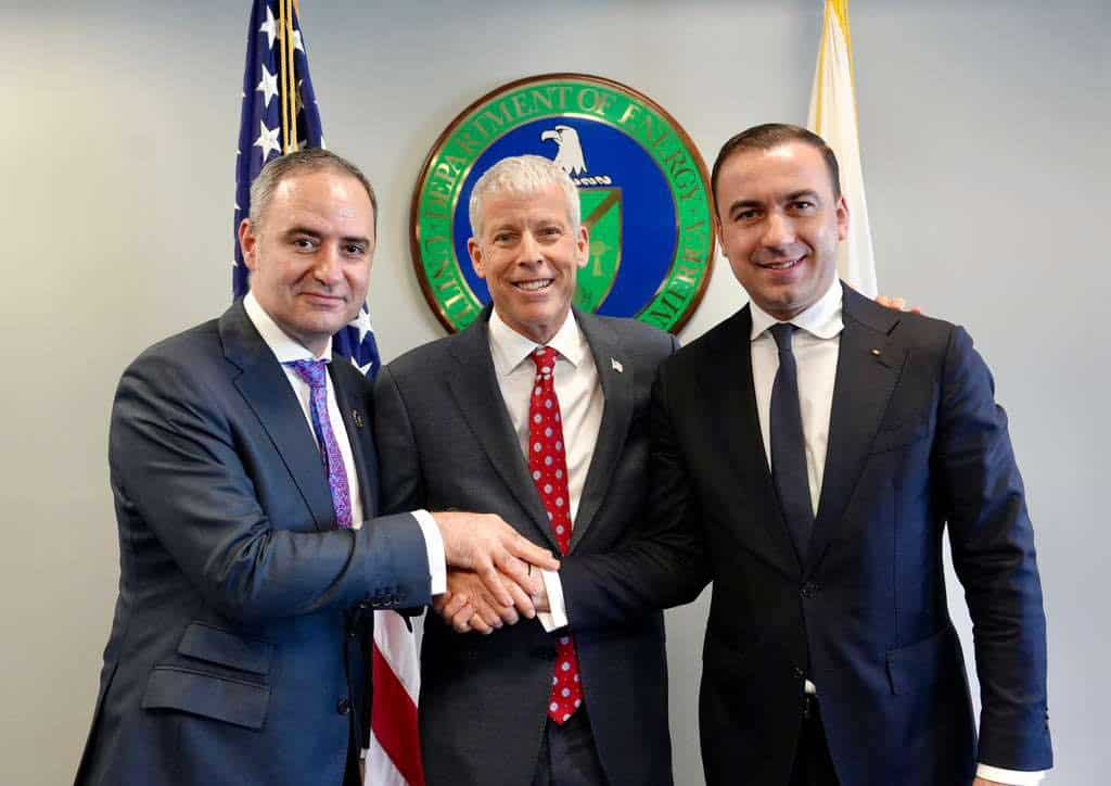 Bani grei de la Banca Mondială: 500 milioane dolari pentru infrastructura de gaze, negociați la Washington