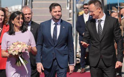 JD Vance, vicepreședintele Statelor Unite, ajunge la Budapesta pentru a sprijini victoria lui Viktor Orbán Vicepreședintele Statelor Unite, JD Vance, a fost photographiat în timp ce sosea la Budapesta pentru a-și exprima susținerea față de premierul maghiar Viktor Orbán, cu doar câteva zile înainte de alegerile parlamentare programate duminică