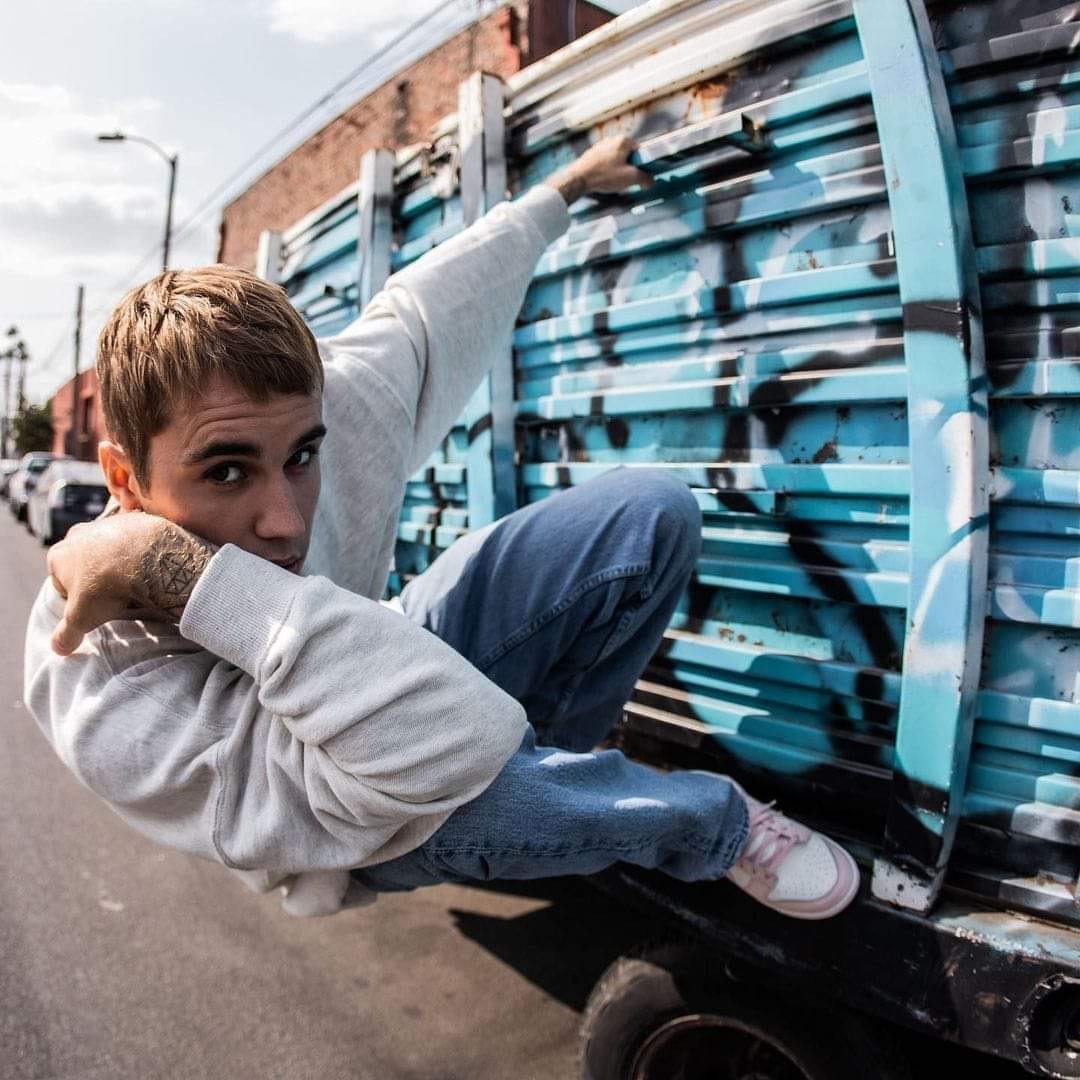 Bieber, vedeta supremă la Coachella: Toată lumea e cu ochii pe el