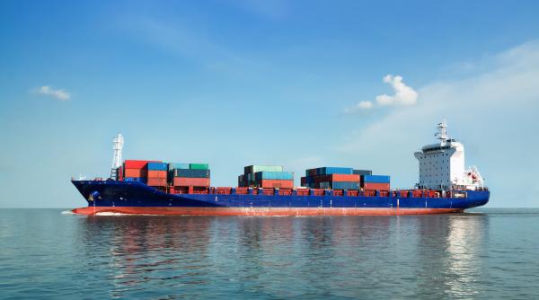 Teheranul a transmis Organizației Maritime Internaționale (IMO) o notă oficială în care stabilește noi reguli pentru trecerea navelor prin Strâmtoarea Ormuz