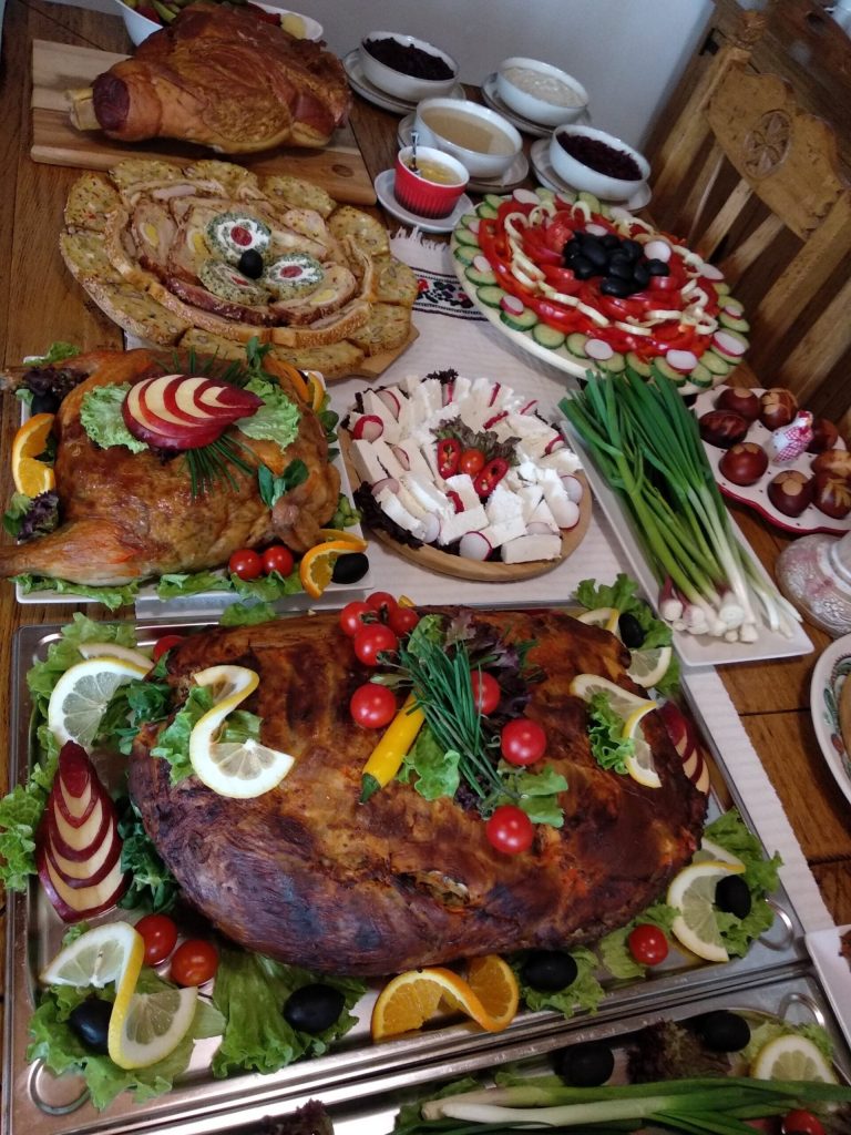 Sfaturi de la medici: Cum să te bucuri de sărbători, fără excese!