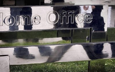 Marea Britanie, atac la rezidențe: 1,4 milioane de europeni, vizați după BREXIT