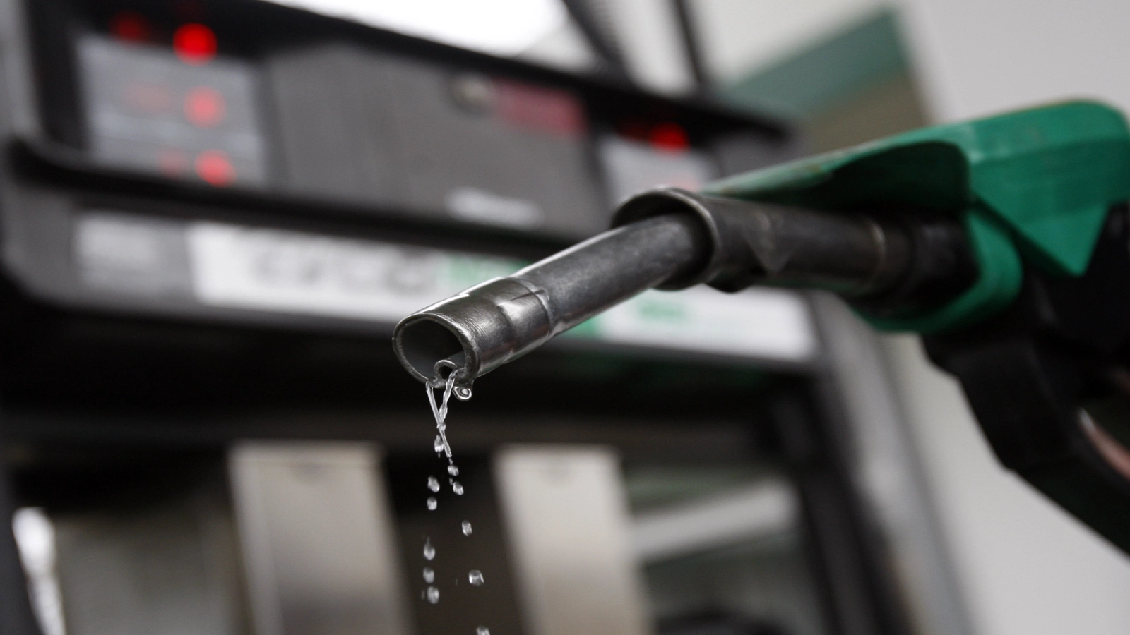 Benzina și motorina mai ieftine în Moldova decât în România, arată ANTE