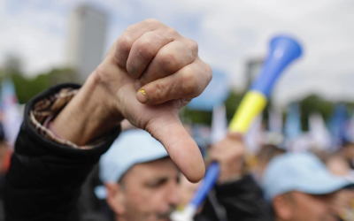 Sindicaliștii cer negocieri cu politicienii pentru guvernare stabilă