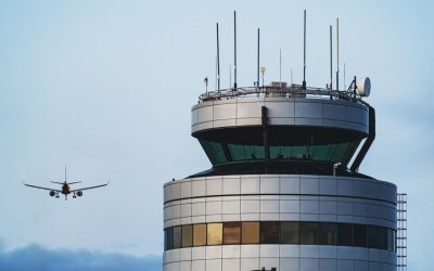 Miaună piloții pe frecvența, apoi latră: Incident bizar într-un zbor intern din România