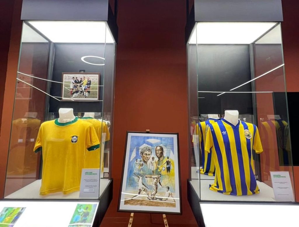 Acces GRATUIT la colecția Mircea Lucescu, la Muzeul Fotbalului din București