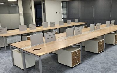 Piața de mobilier de birou din România, estimată la 400 de milioane de euro, se confruntă cu presiuni externe, în ciuda potențialului de creștere