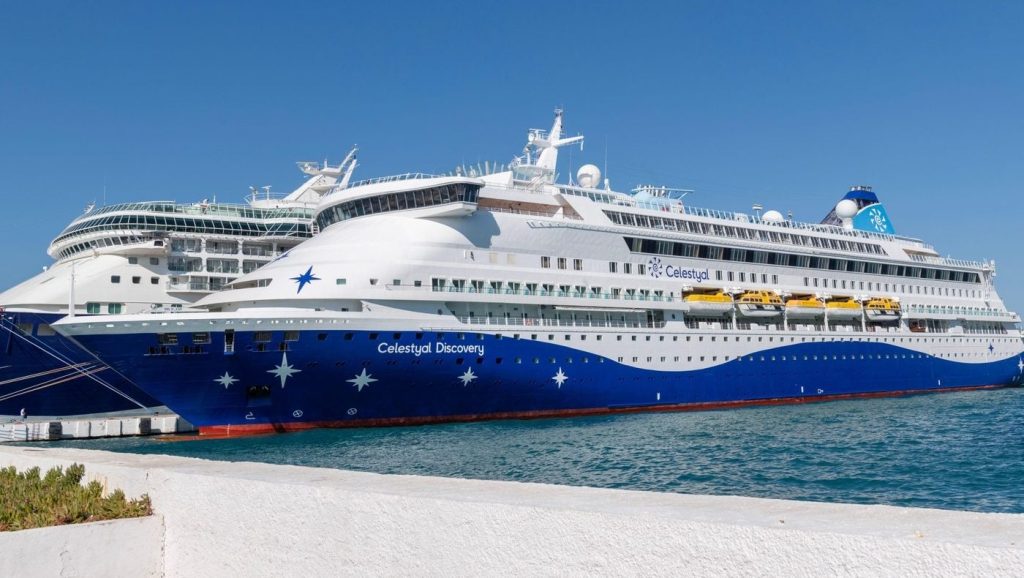 Navă de lux, sfidare în Ormuz: Trafic maritim, la cote tot mai mici