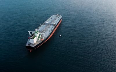 Trump amână sancțiunile SUA la petrolul rusesc, în ciuda embargoului pe Iran