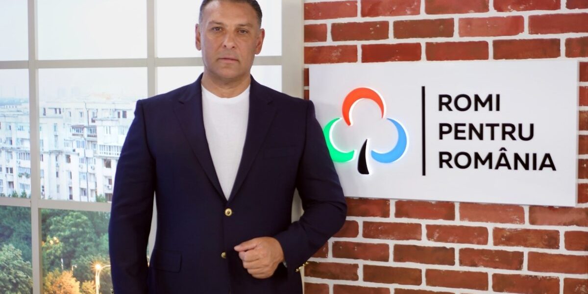 Nicolae Păun, urare de Ziua Romilor: „La mulți ani!” și „But berșa angle!”