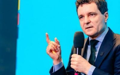 Primarul General al Capitalei, Nicușor Dan, a abordat, într-o recentă conferință de presă la Palatul Cotroceni, posibilele scenarii politice ce ar putea urma după data de 20 aprilie, referitoare la coaliția de guvernare